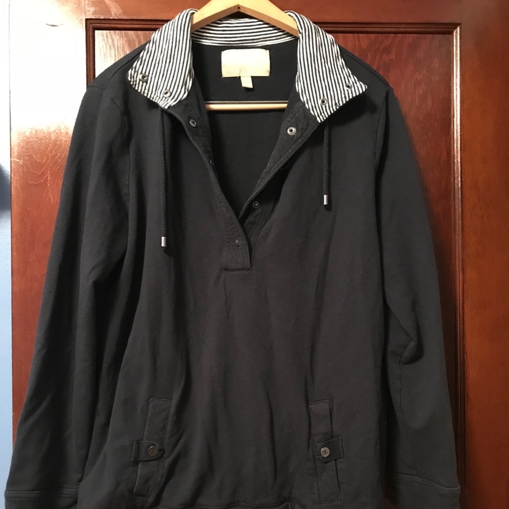 Stylish Banana Republic Sweatshirt